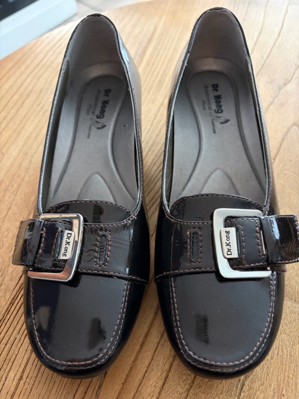 Dr. Kong orthotic Women's Black Patent Buckle Loafers